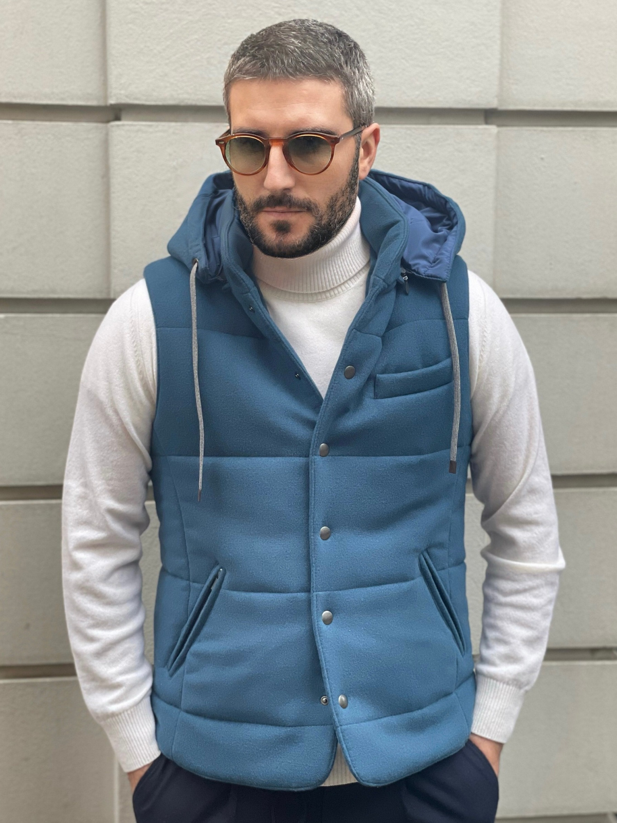 SLEEVELESS HOODED - BLUE VEYRON