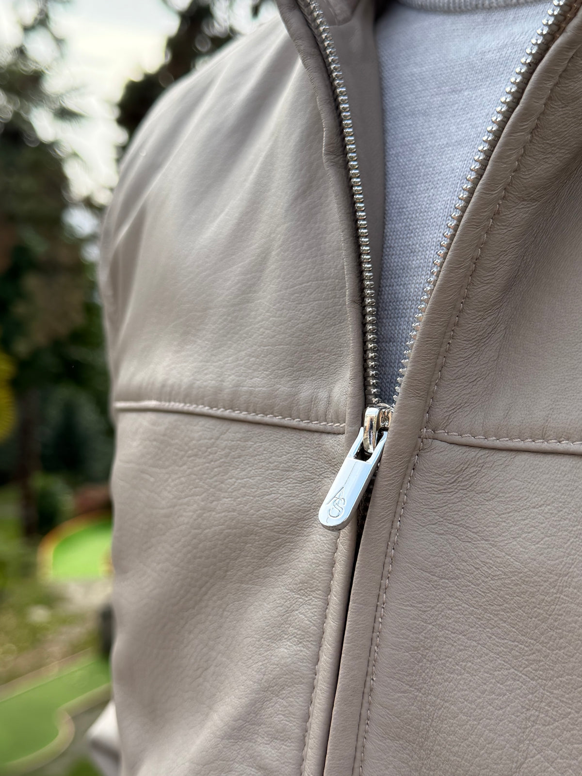 Challenge Jacket in Grain Leather - Grège