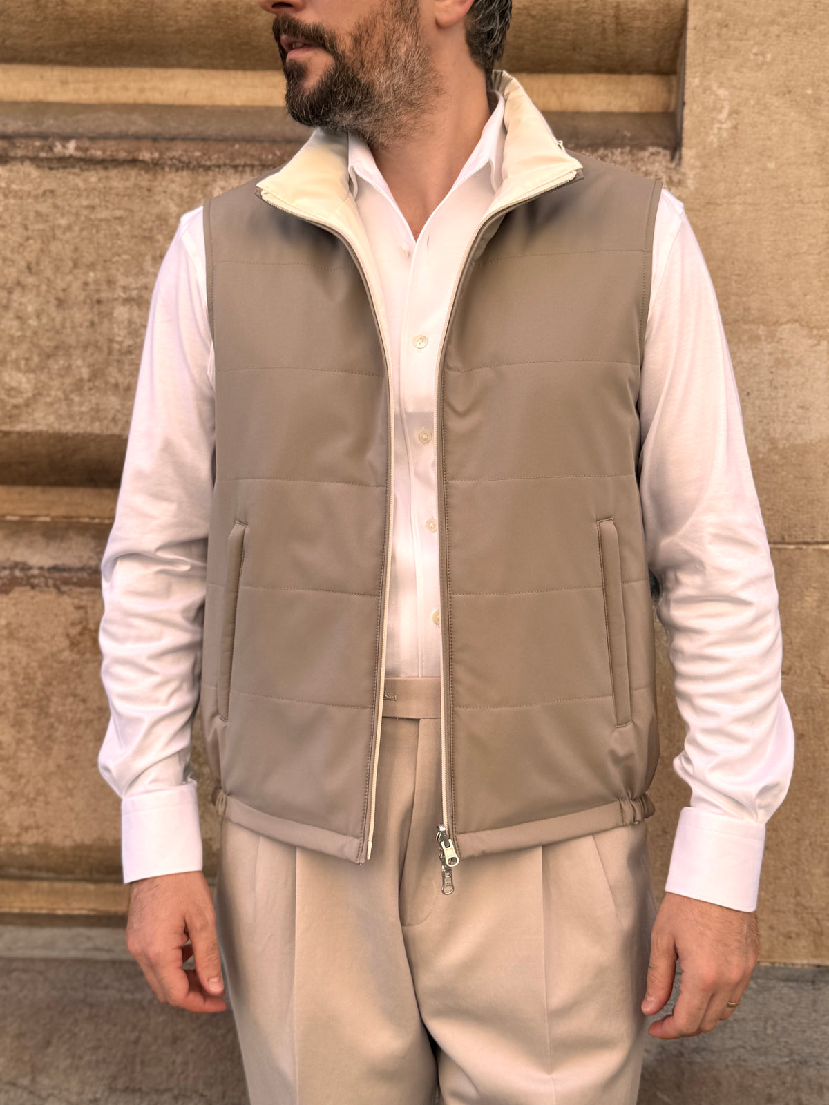 Reversible Sleeveless Jacket - Taupe & White