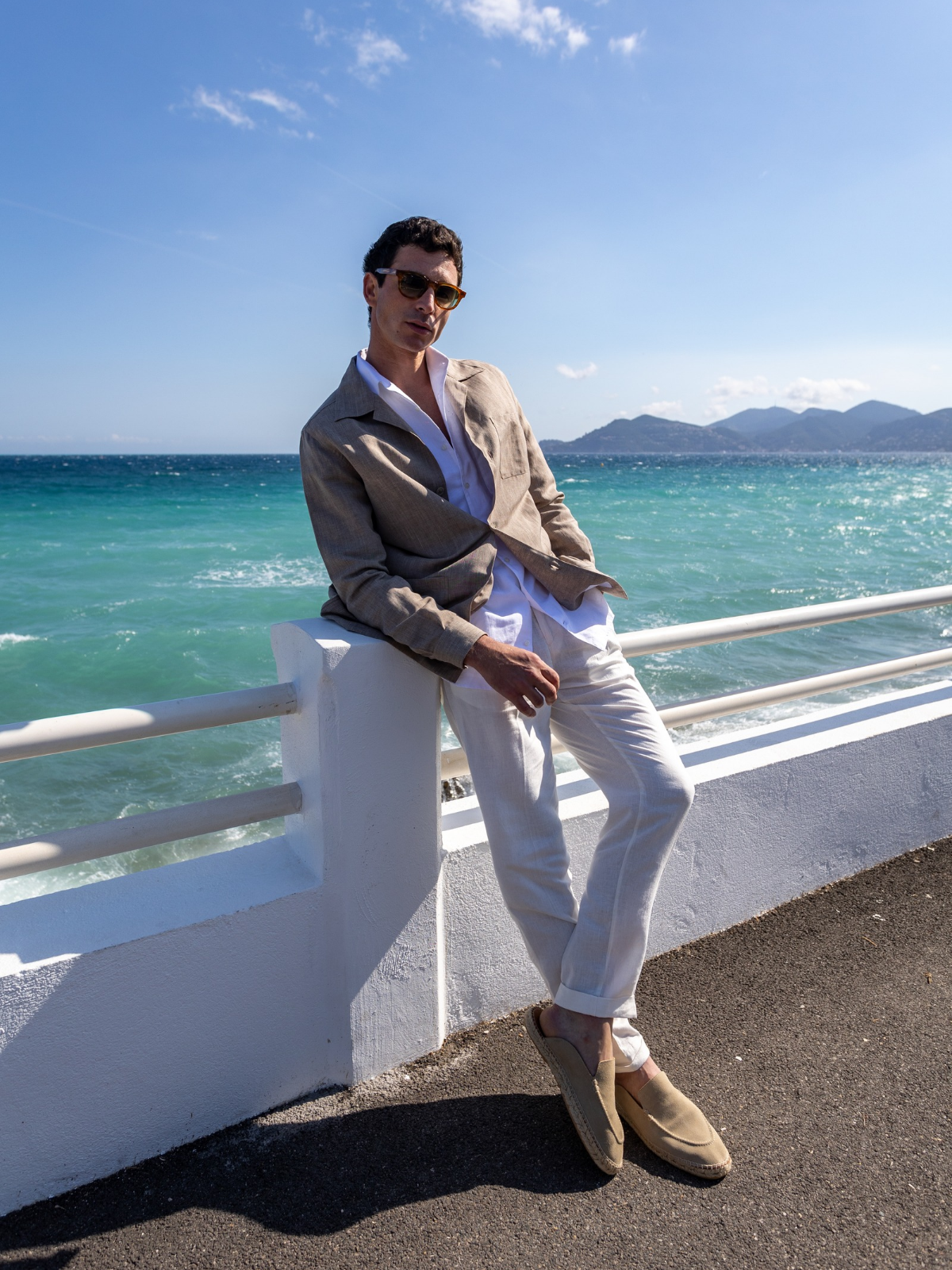Elegant Trousers - White Linen