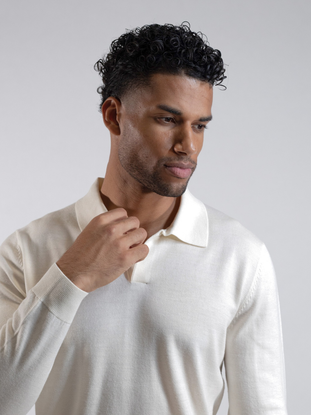 Ivory longsleeves knitted polo