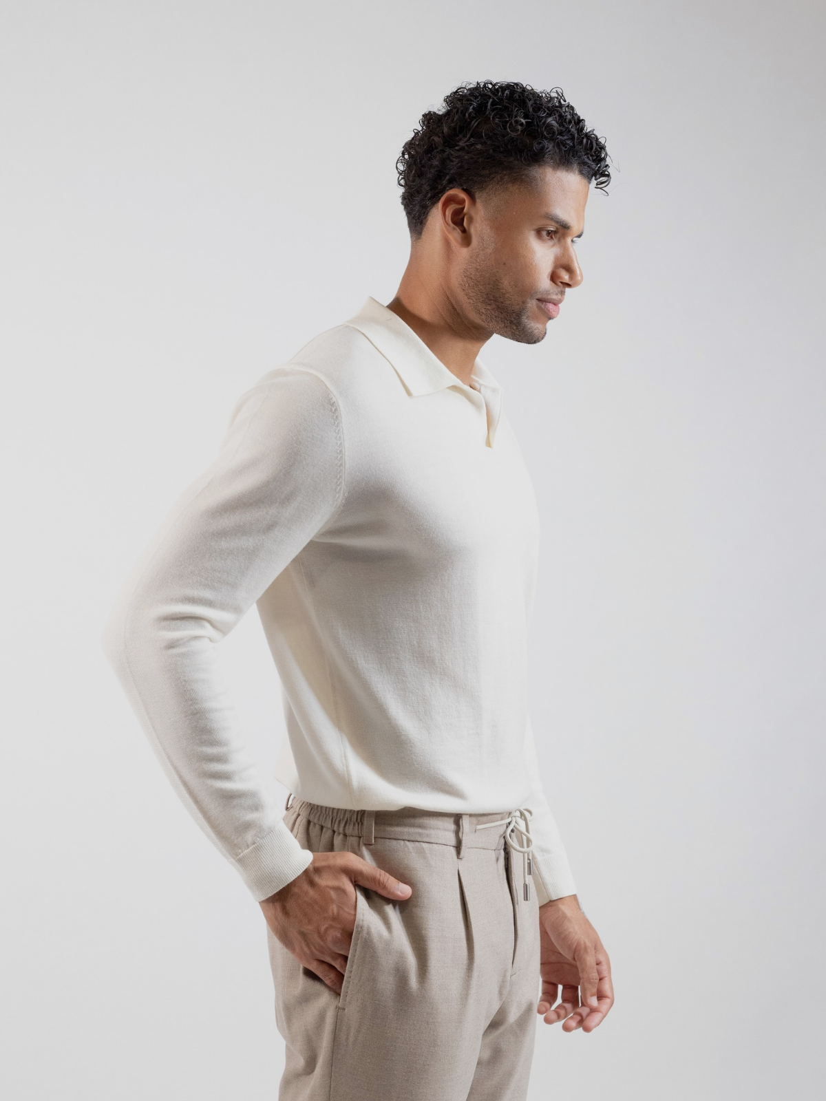 Ivory longsleeves knitted polo